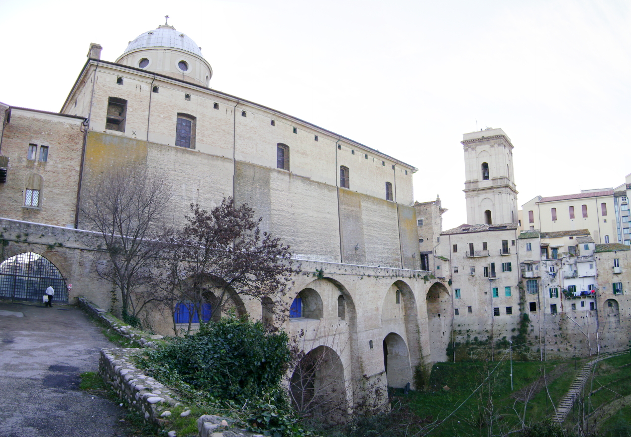 كاتدرائية سيدة الجسر - Lanciano | Secret World Trip Planner