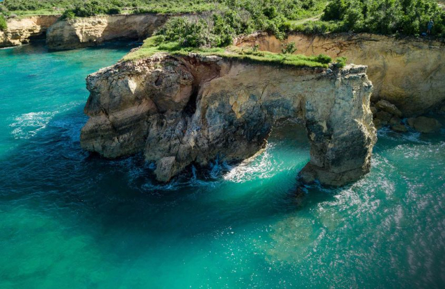 Arco di Anguilla - 2640 | Secret World Trip Planner