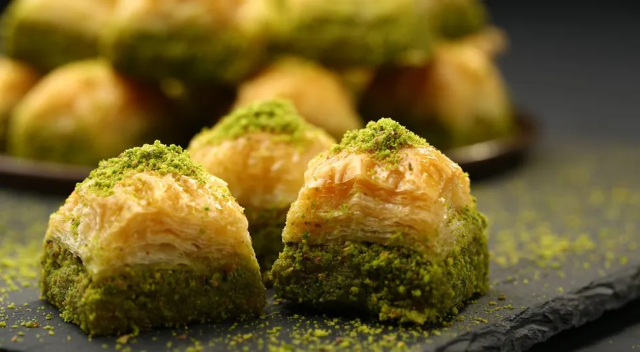 Baklava , il dolce degli Dei — Kemankeş Cd. No:67