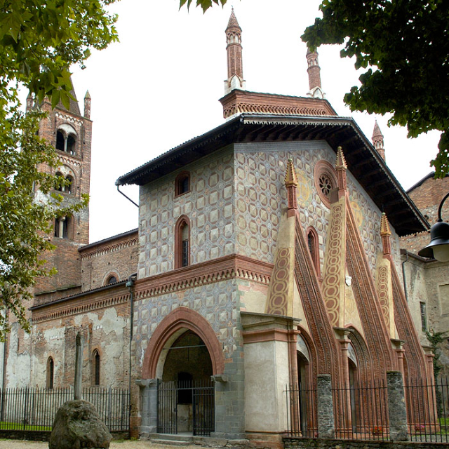 St. Anthony of Ranverso - Sant'Antonio di Ranverso | Secret World Trip Planner