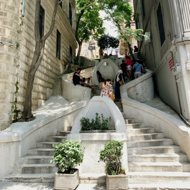 Camondo Stairs — Bankalar Cd. NO:10