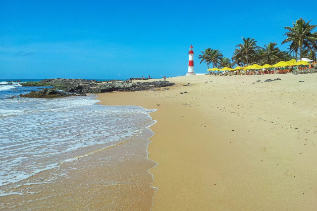 Spiaggia di Itapuã - Itapuã | Secret World Trip Planner