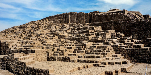 La Huaca Pucllana — Lima