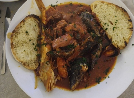 Cacciucco, સૌથી પ્રસિદ્ધ માછલી વાનગી Livorno - Livorno | Secret World Trip Planner
