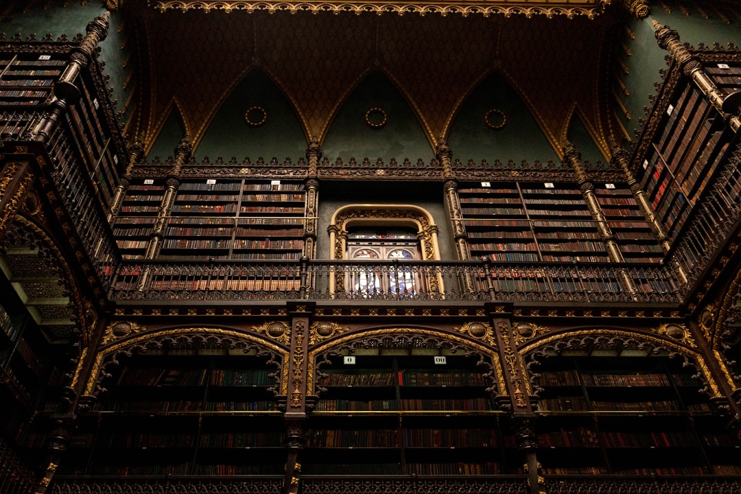 Königlich-portugiesischer Lesesaal in Rio de Janeiro - Rio de Janeiro - RJ | Secret World Trip Planner