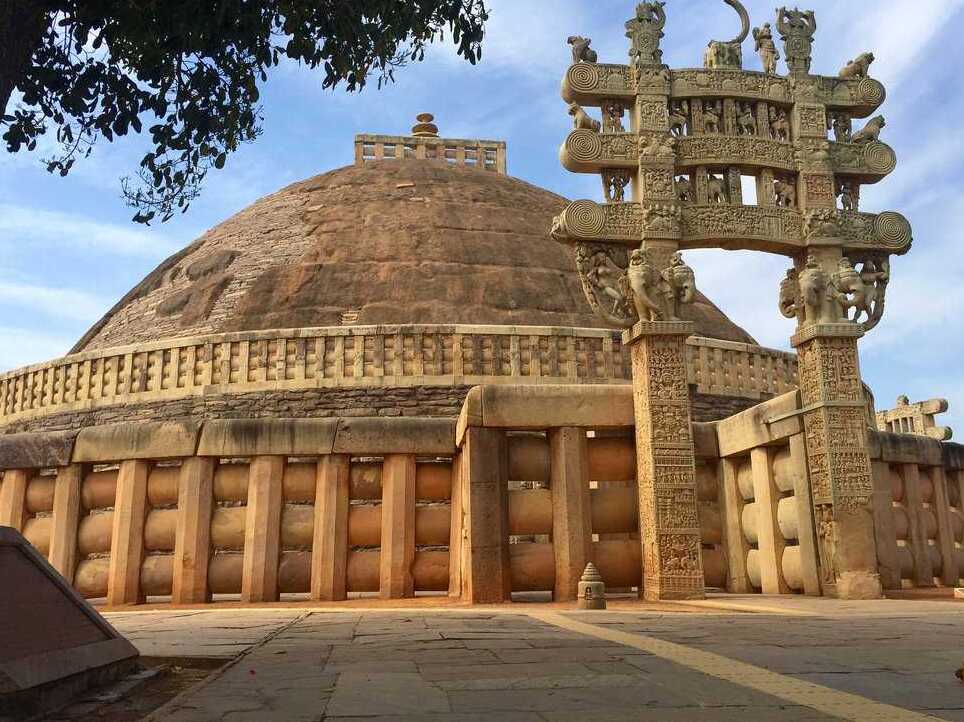 India | Sanchi stupa: The oldest stone structure — Sanchi