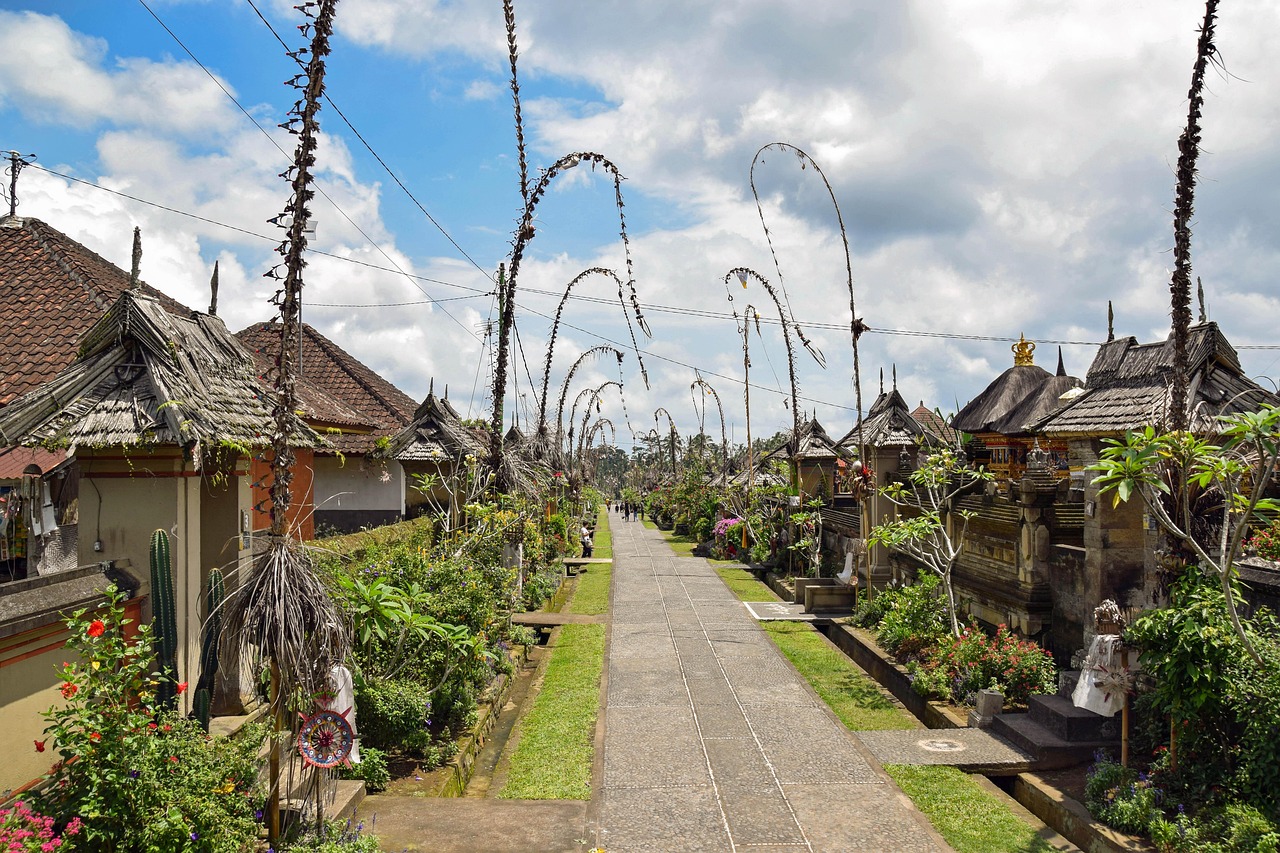 Der Berg Batur auf Bali | Dorf Penglipuran - Kabupaten Bangli | Secret World Trip Planner