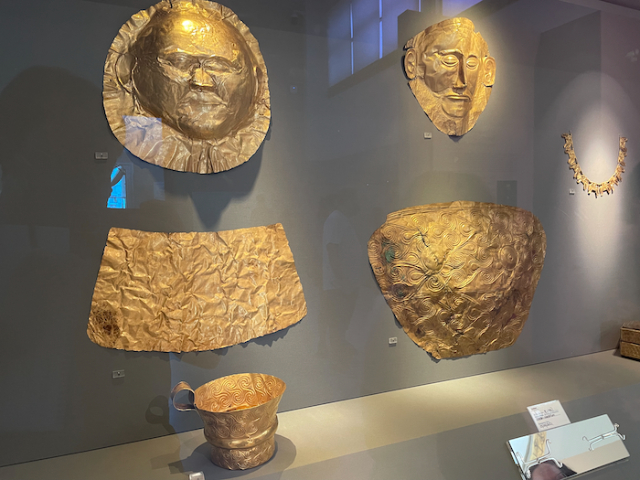 Die Trauermaske des Agamemnon - Athina | Secret World Trip Planner