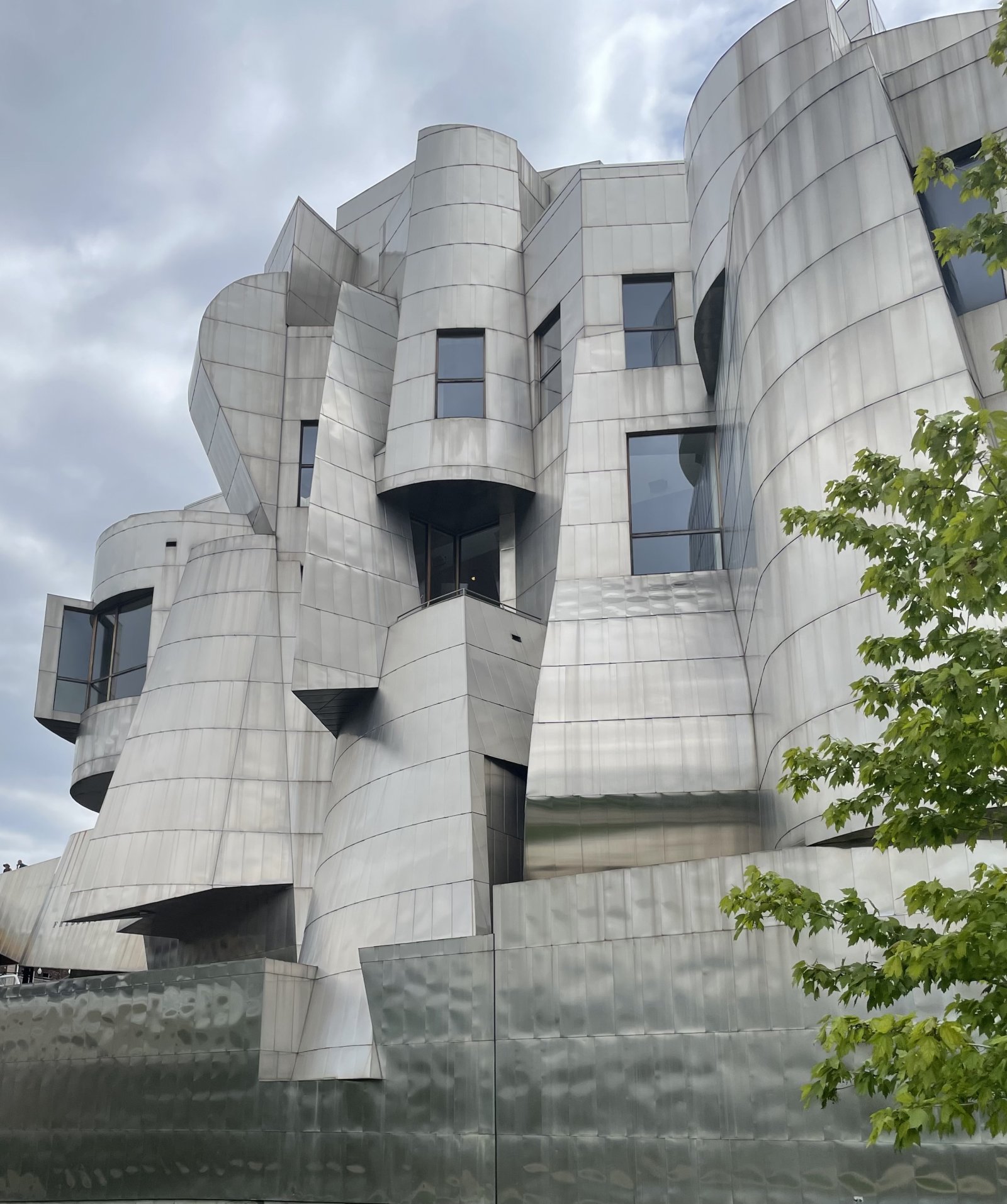 Frederick R Weisman Art Museum - Minneapolis | Secret World Trip Planner