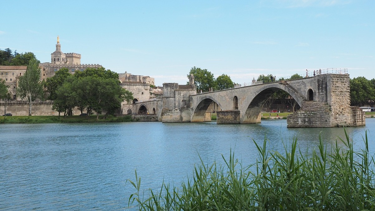 Rocher des Doms, site of Avignon's earliest settlement - Avignon | Secret World Trip Planner