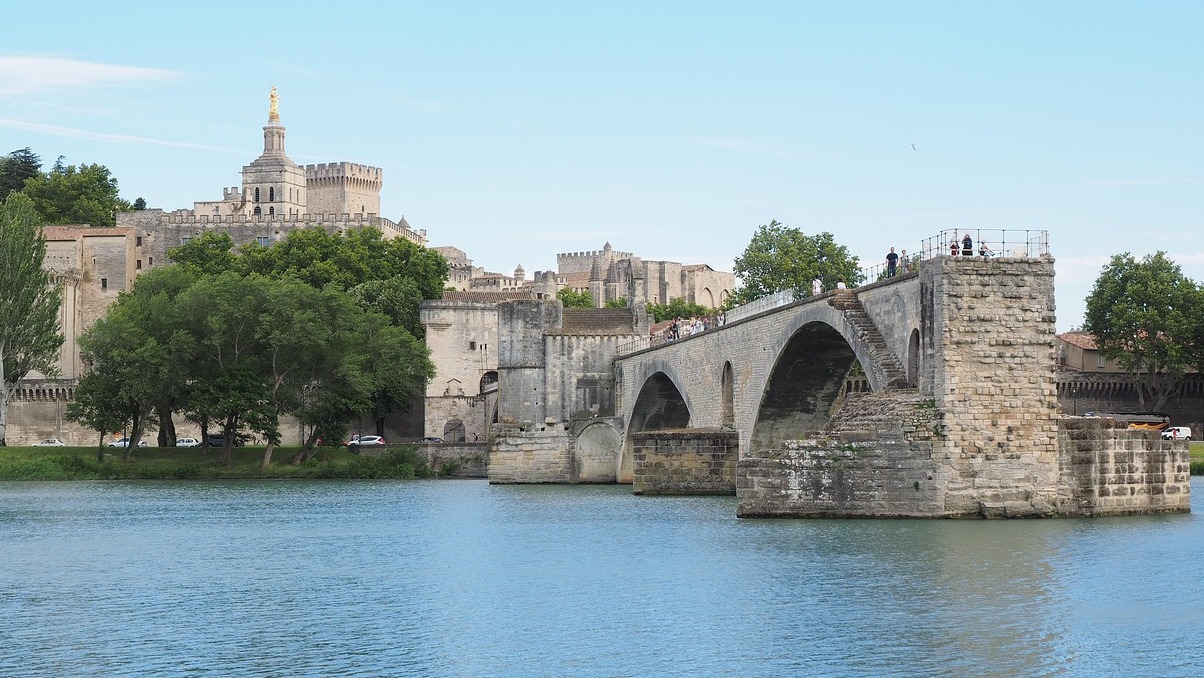 Rocher des Doms, site of Avignon's earliest settlement - Avignon | Secret World Trip Planner