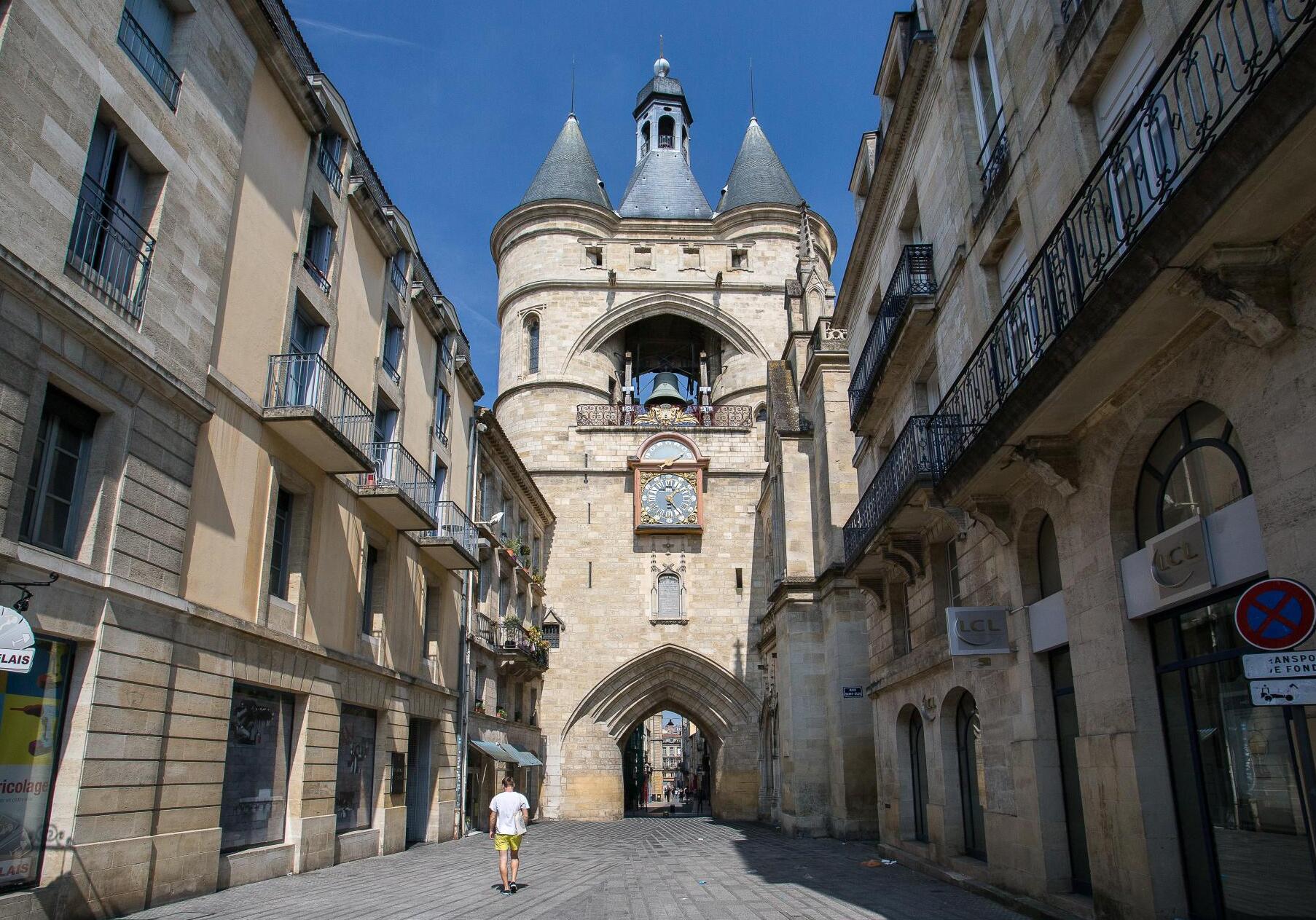 France | The Grosse Cloche, The Oldest Belfries - Bordeaux | Secret World Trip Planner