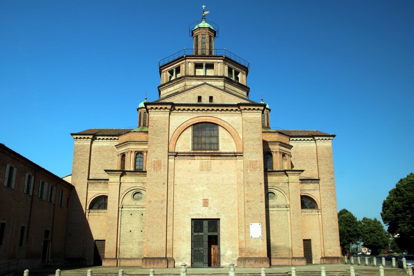 Basilika Santa Maria di Campagna - Piacenza | Secret World Trip Planner