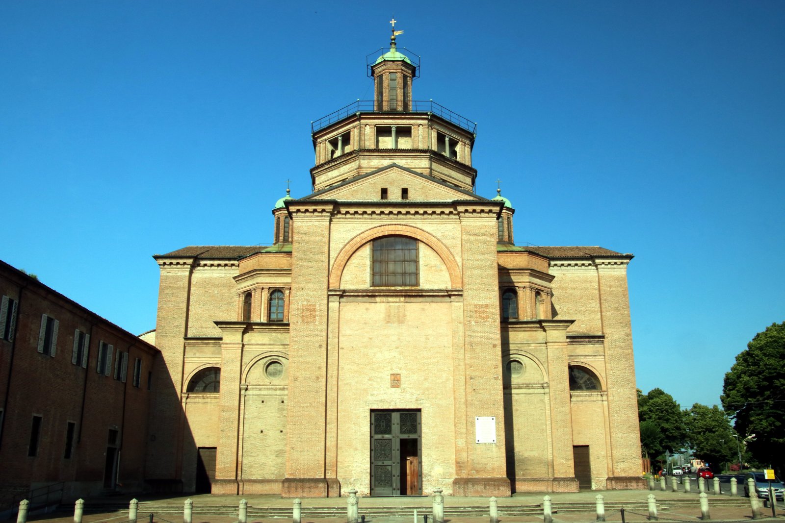 Basilika Santa Maria di Campagna - Piacenza | Secret World Trip Planner