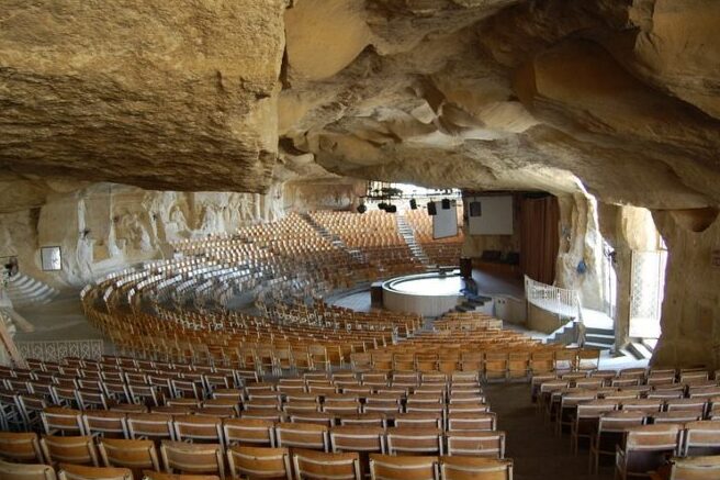 El Mokattam Mountain Cave Church — Bunky?-ku