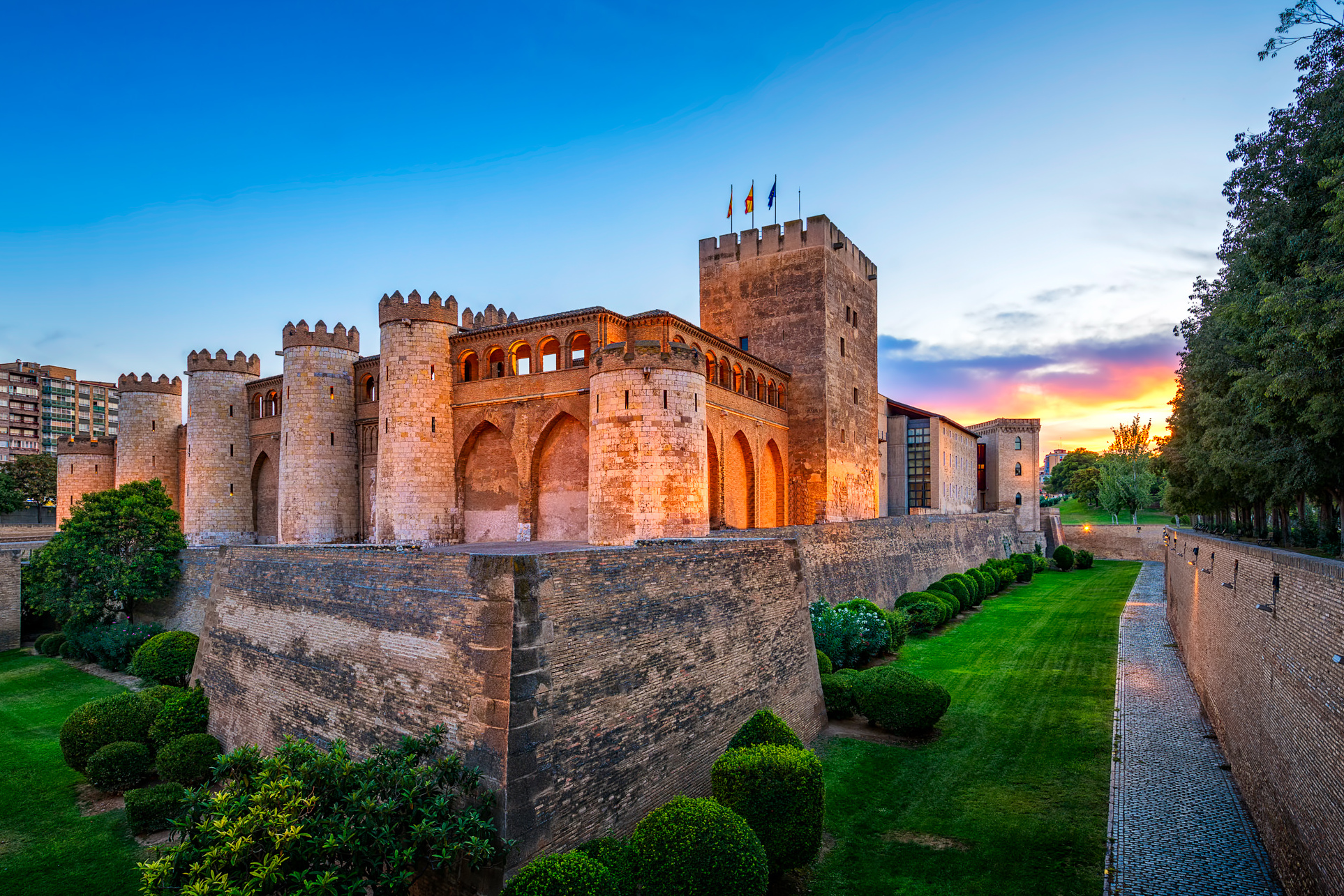 Der Aljafería-Palast - Zaragoza | Secret World Trip Planner