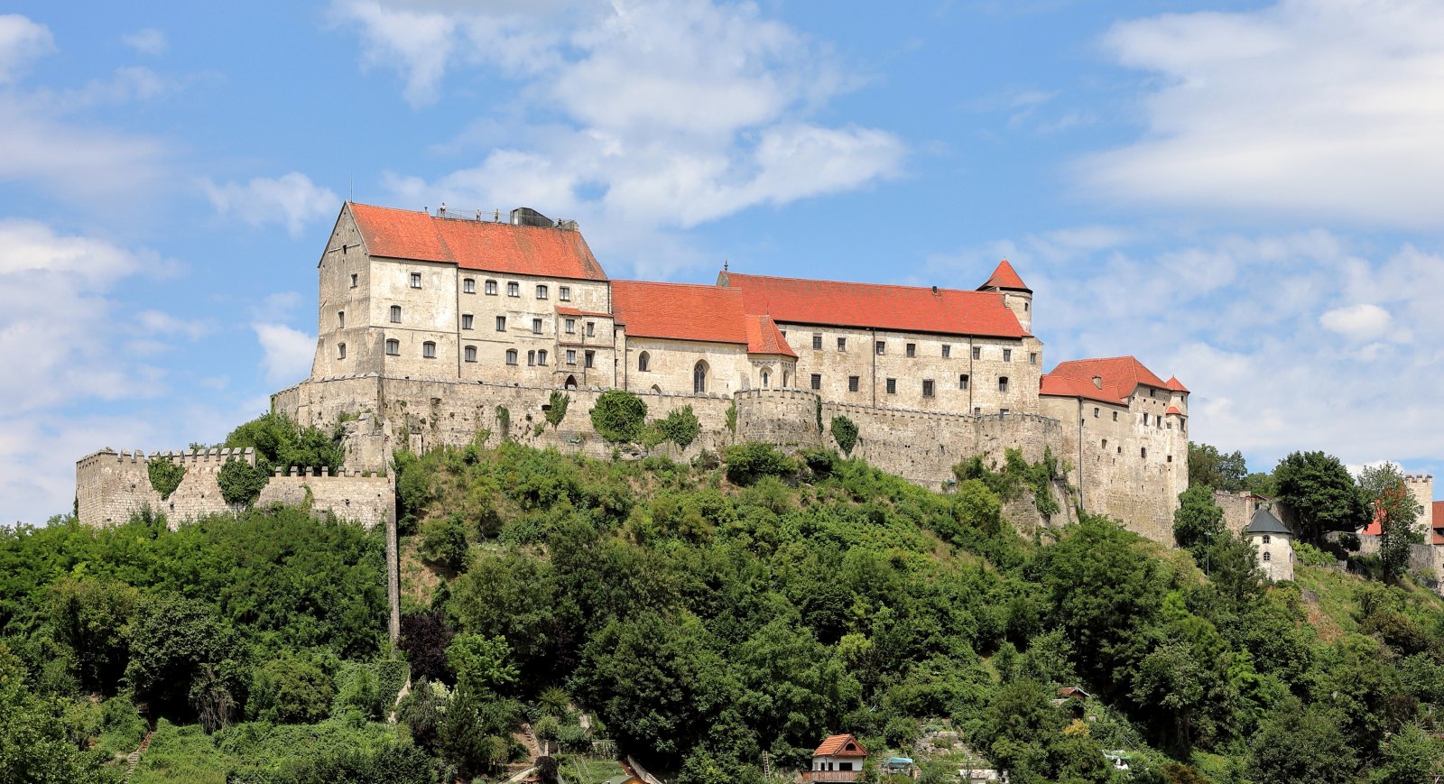 Bayern, Burghausen Castleis - Burghausen | Secret World Trip Planner