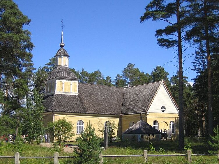 Paltamo: die Paltaniemi-Kirche der Malerei — Paltaniementie 851