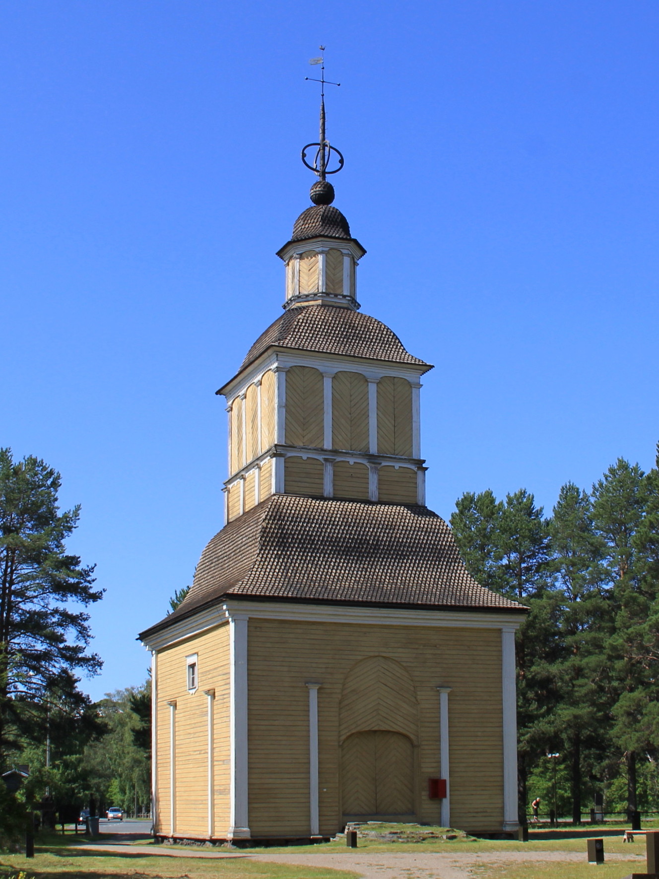 Paltamo: die Paltaniemi-Kirche der Malerei - Paltaniementie 851 | Secret World Trip Planner