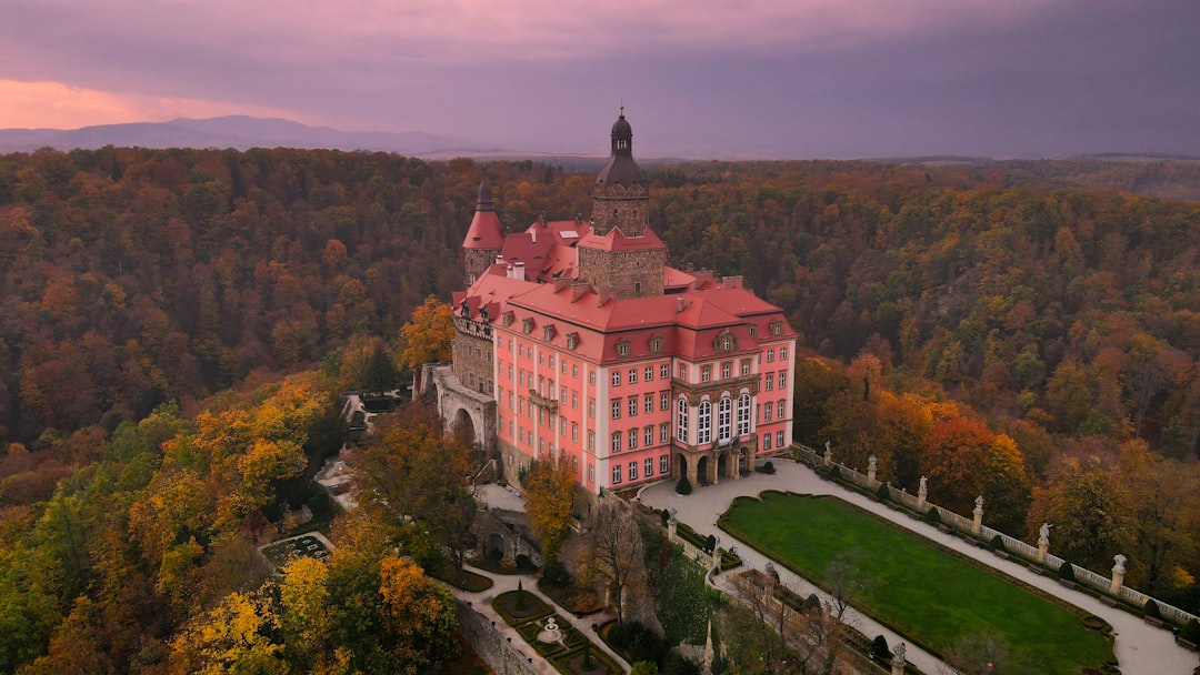 Schloss Ksiaz, das drittgrößte Schloss in Polen - Wa?brzych | Secret World Trip Planner