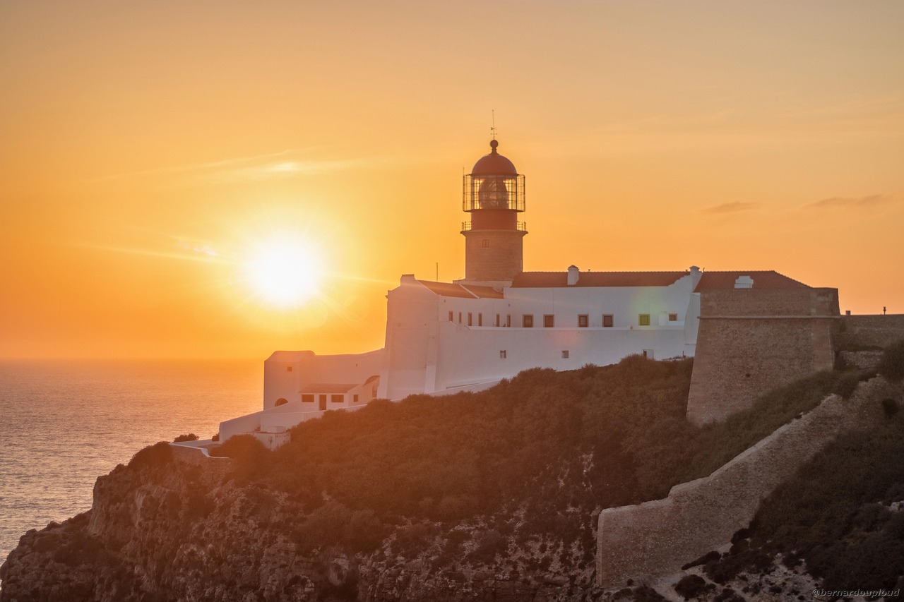 Cabo de São Vicente (Cape of Saint Vincent) - Sagres | Secret World Trip Planner