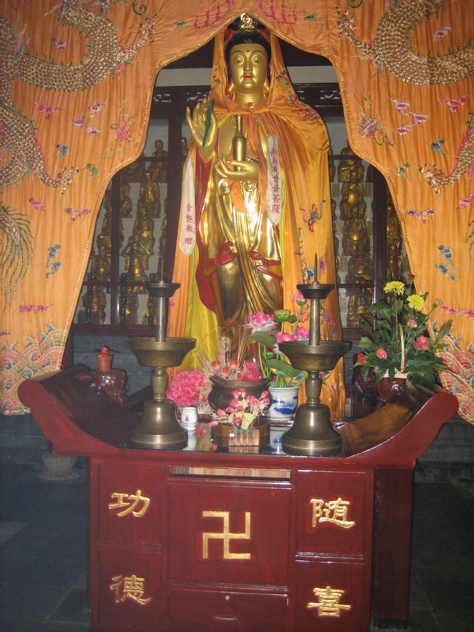 Hanshan-Tempel (Hanshan si) in der Stadt Maple Bridge - Suzhou Shi | Secret World Trip Planner