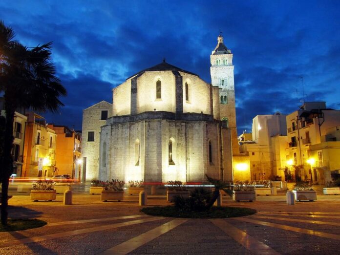 Barletta: Cattedrale di Santa Maria Maggiore  - Barletta | Secret World Trip Planner