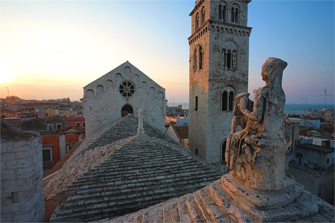 Barletta: Cattedrale di Santa Maria Maggiore  - Barletta | Secret World Trip Planner