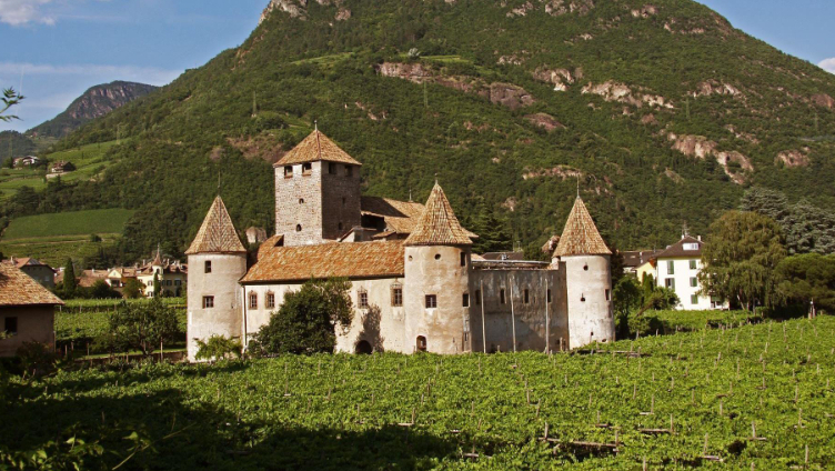 Schloss Mareccio - Bolzano | Secret World Trip Planner