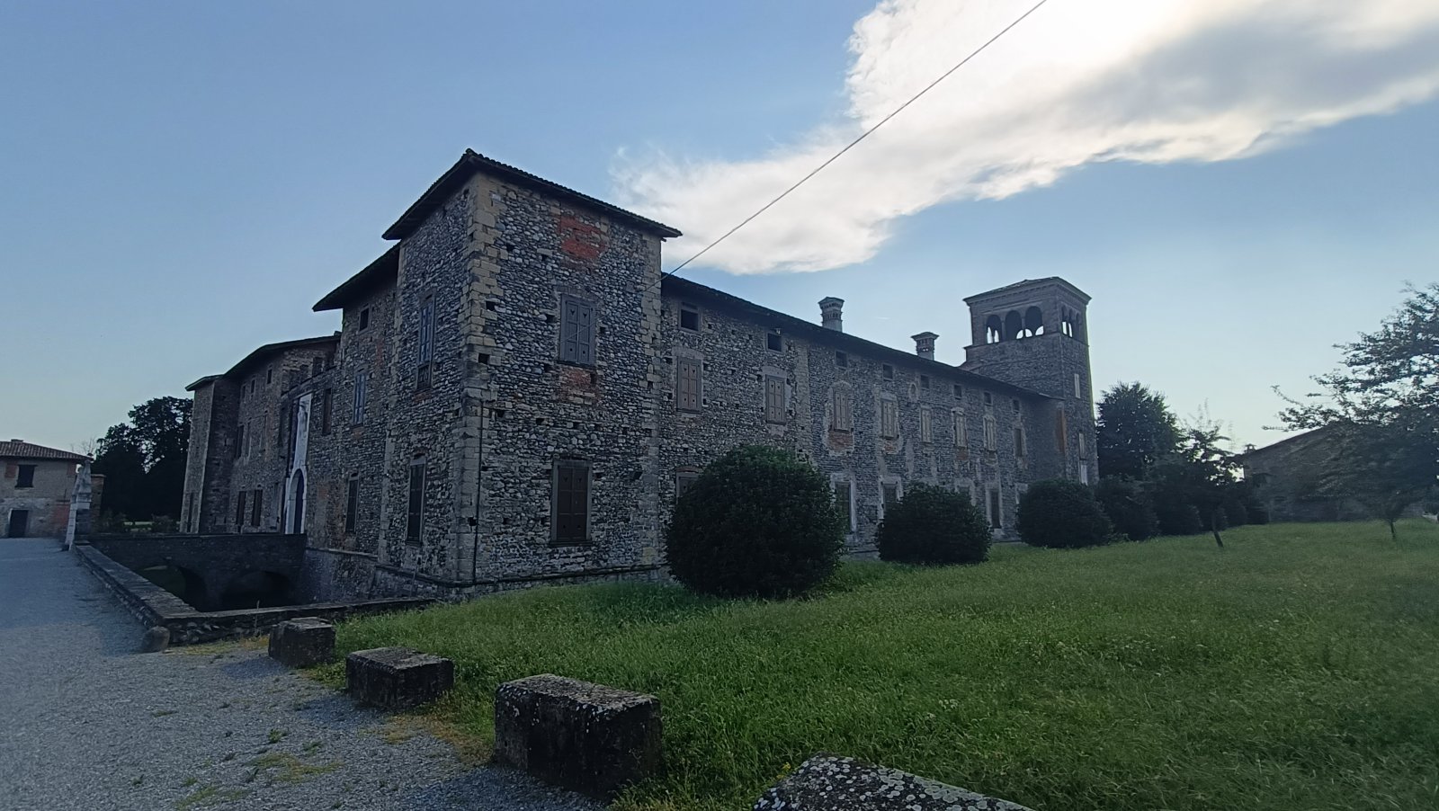 Das romantische Dorf Cavernago - Cavernago | Secret World Trip Planner