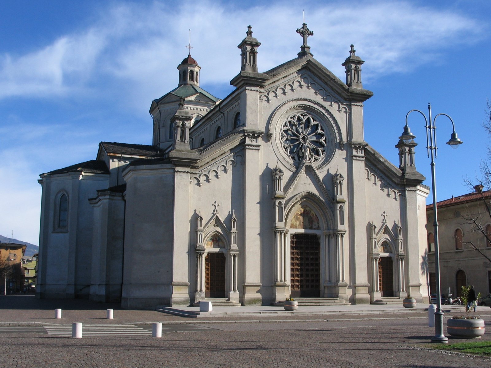 Basilika Santa Giulia in Bonate - 24040 Bonate sotto BG | Secret World Trip Planner