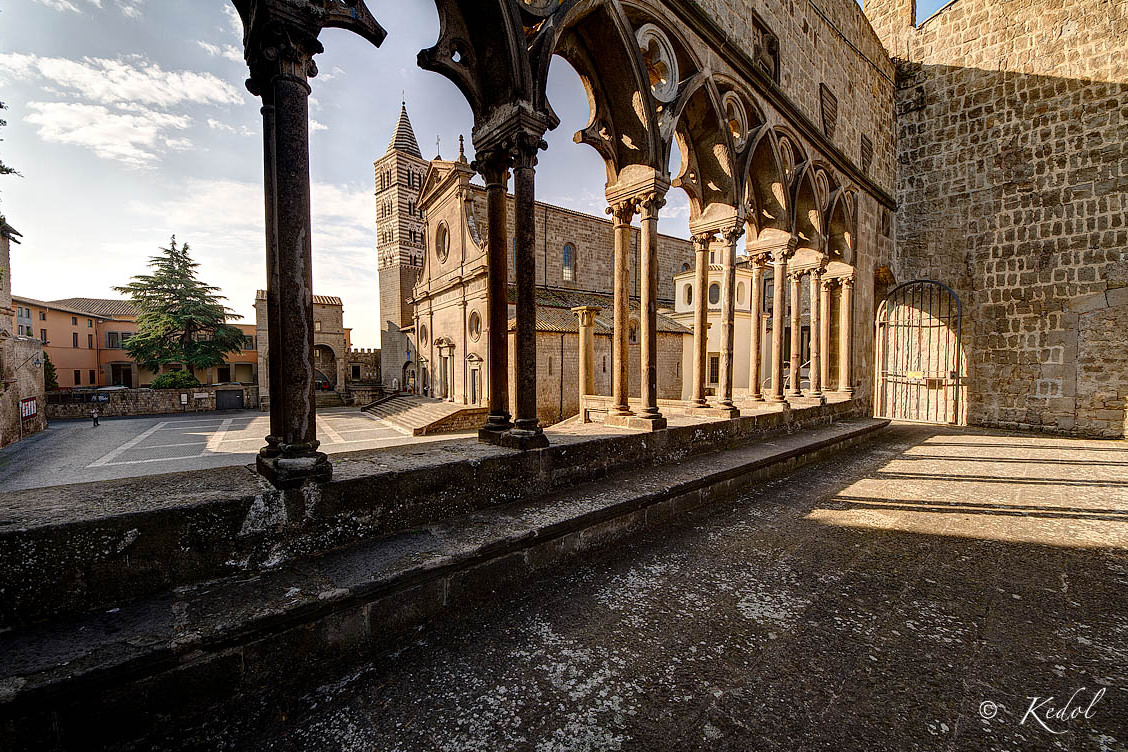 Viterbo / an Ardeaglais de San Lorenzo - Viterbo | Secret World Trip Planner