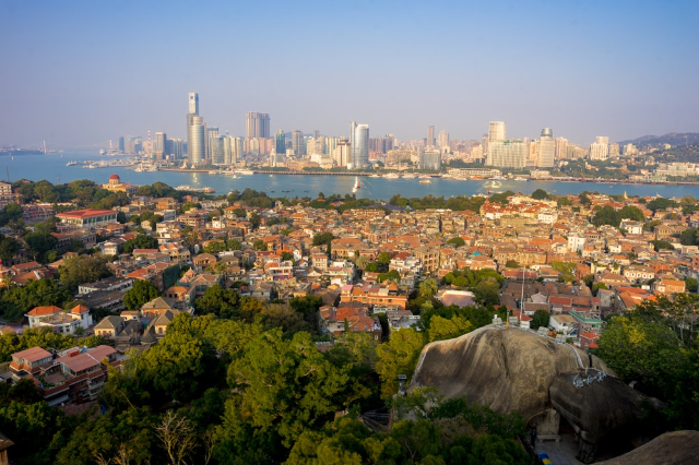 Vista panoramica di Gulangyu dalla Roccia del Sole — Xia Men Shi