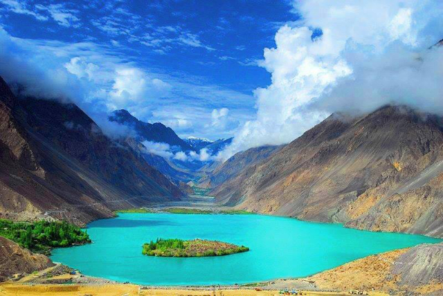 Lago Satpara — Skardu