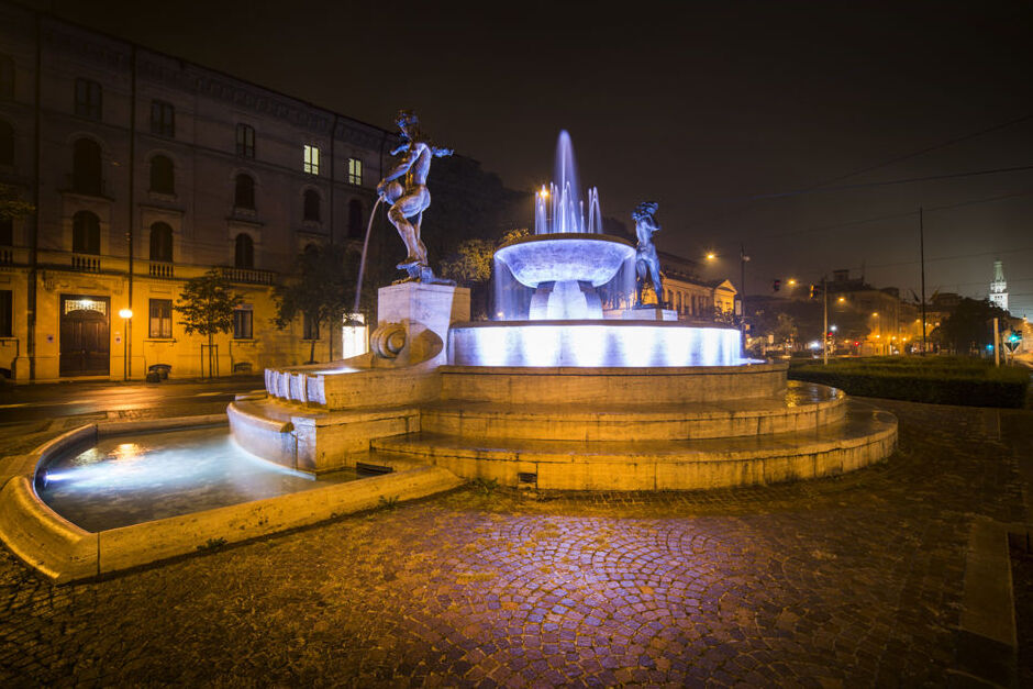 Modena | Fountain of the two rivers - Modena | Secret World Trip Planner