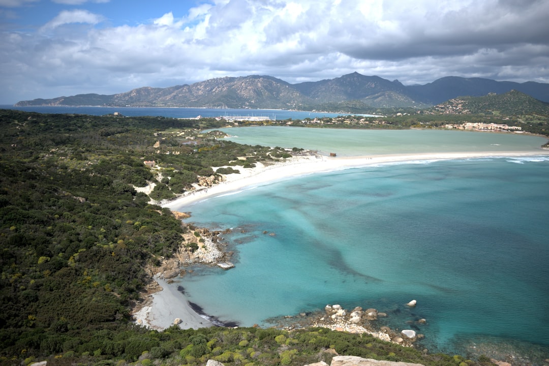 Porto Giunco: einer der 10 schönsten Strände Italiens. - Spiaggia di Porto Giunco | Secret World Trip Planner