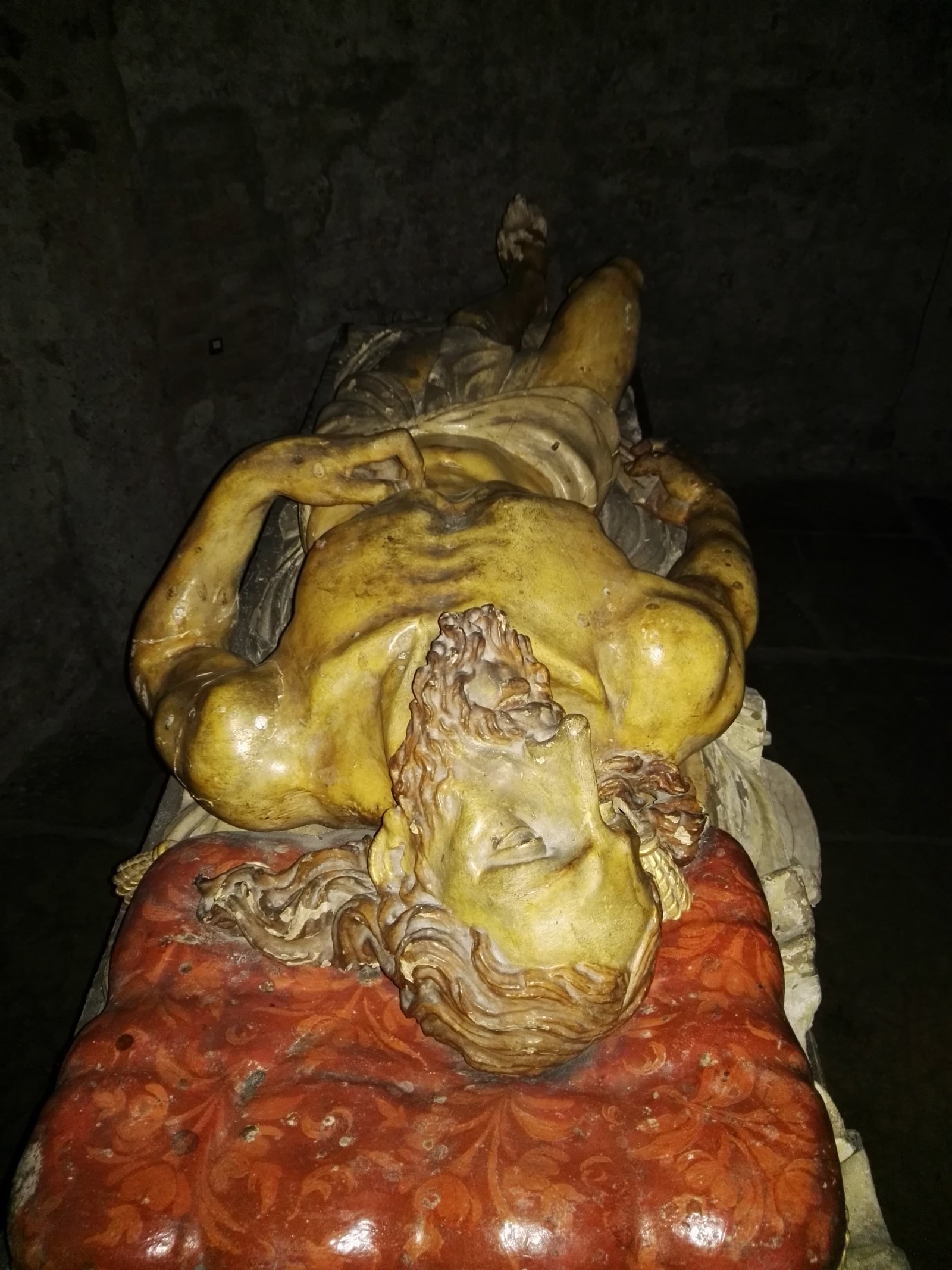 Milan | San Sepolcro crypt - Milano | Secret World Trip Planner