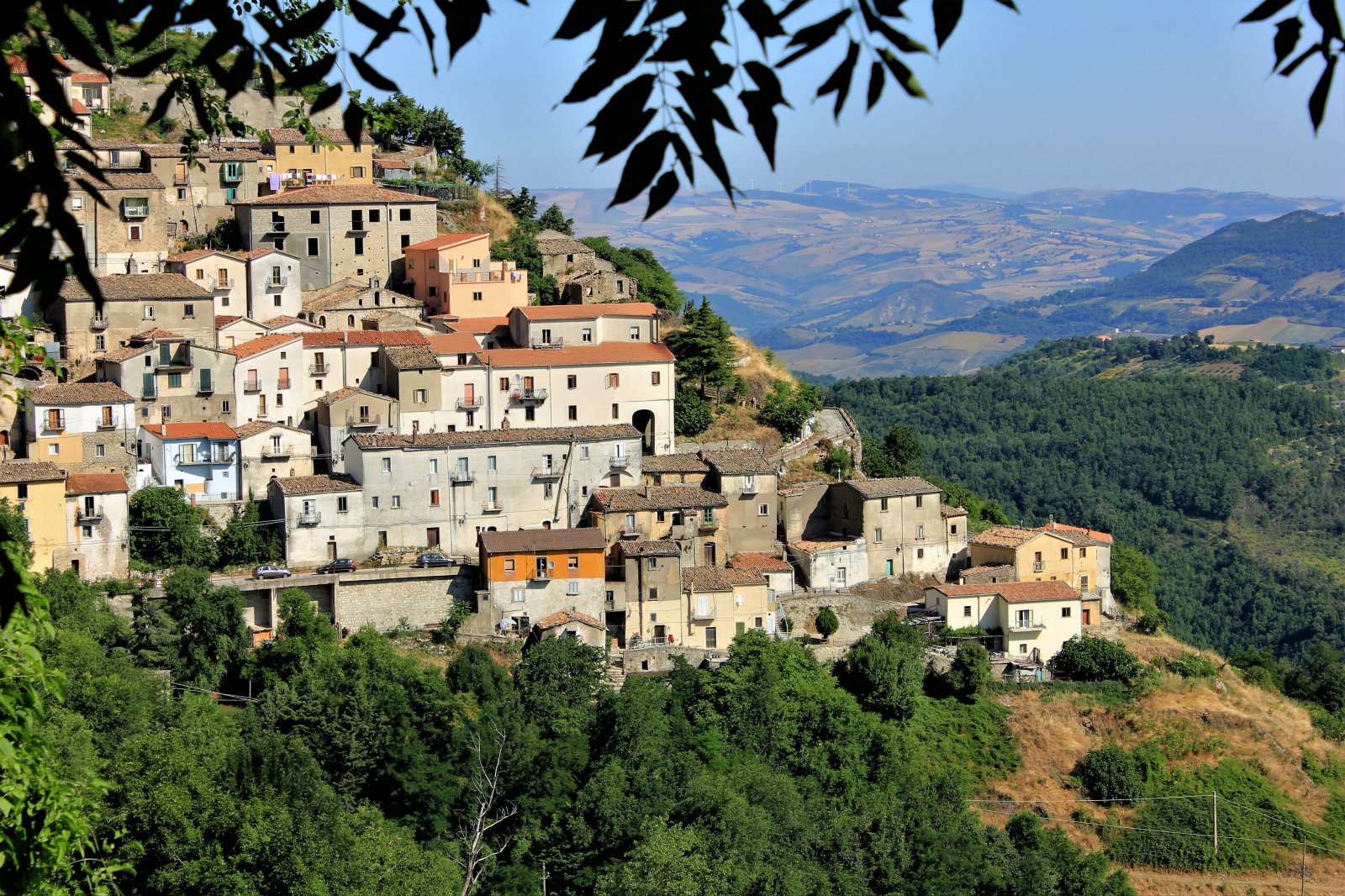San Fele e a pequena aldeia medieval - San Fele | Secret World Trip Planner