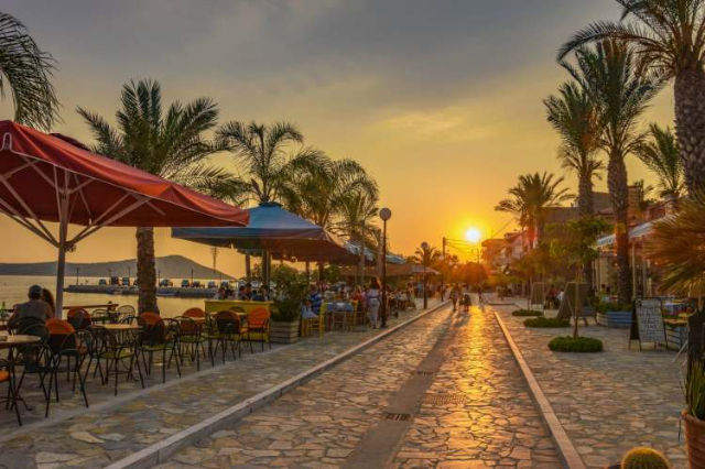 Beach of Pylos - Navarino | Secret World Trip Planner