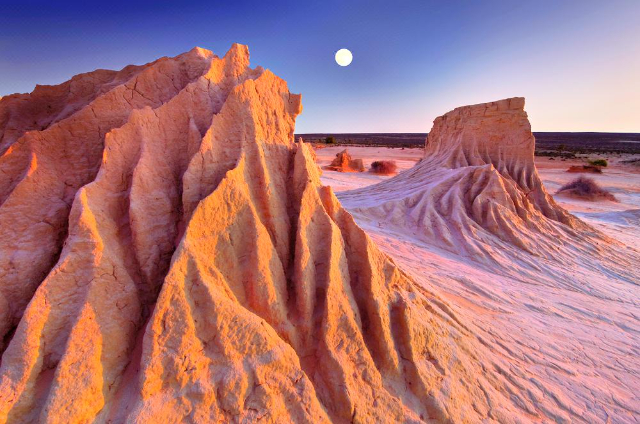 Mungo National Park - Mungo | Secret World Trip Planner