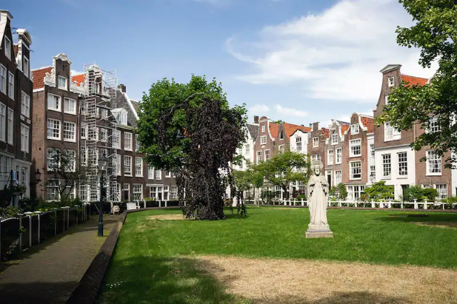Beguinage - Amsterdam | Secret World Trip Planner