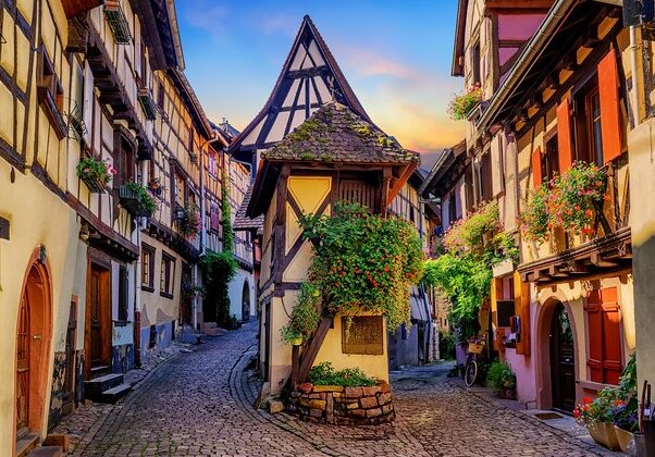 Eguisheim | Der Geburtsort des Weinbaus im Elsass - Eguisheim | Secret World Trip Planner