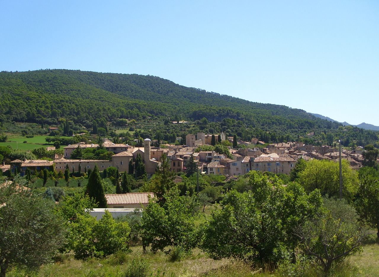 Aups | Eine der Trüffelhauptstädte der Provence - Aups | Secret World Trip Planner