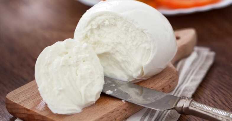 Mozzarella di Bufala Campana - Aversa | Secret World Trip Planner