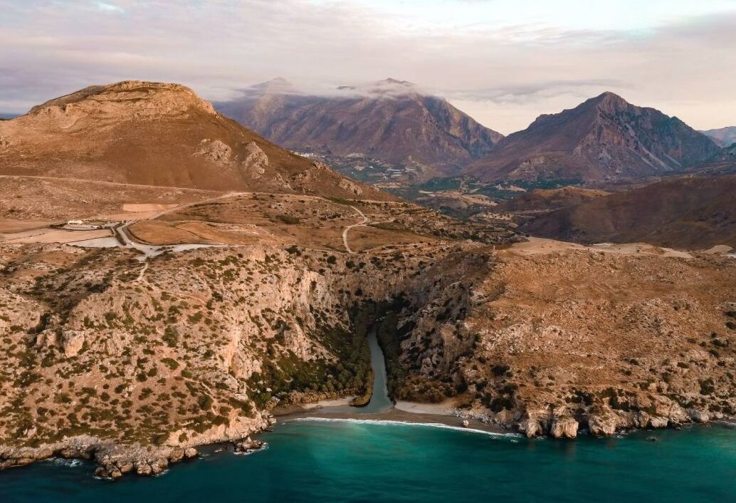 Die imposante Kourtaliotiko-Schlucht — ΤΚ