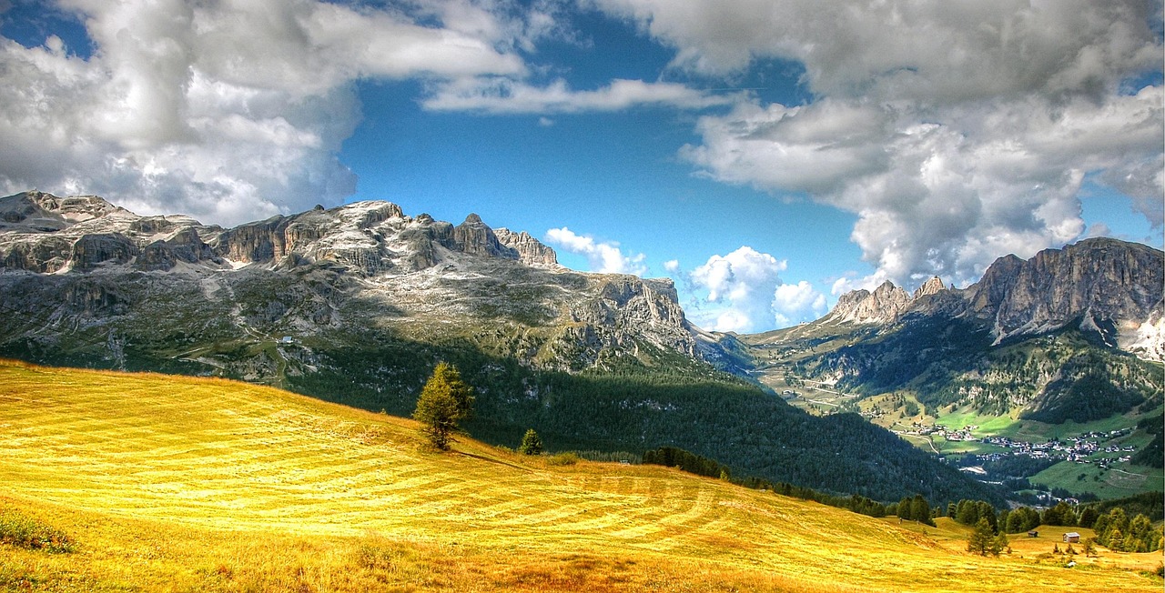 Incastonata tra i prati d'alta quota: la Baita Segantini - Passo Rolle | Secret World Trip Planner
