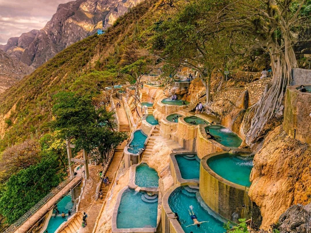 Grutas Tolantongo — Cardonal