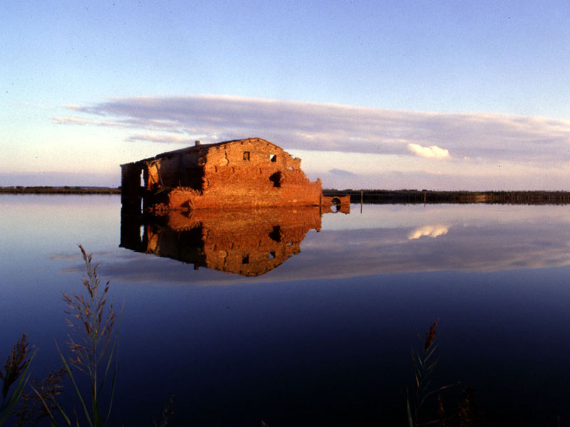 Die Comacchio-Täler - Comacchio | Secret World Trip Planner