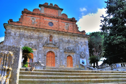 Montalto Uffugo / गिर्जाघर को सान्ता मारिया डेला Serra - Montalto Uffugo | Secret World Trip Planner