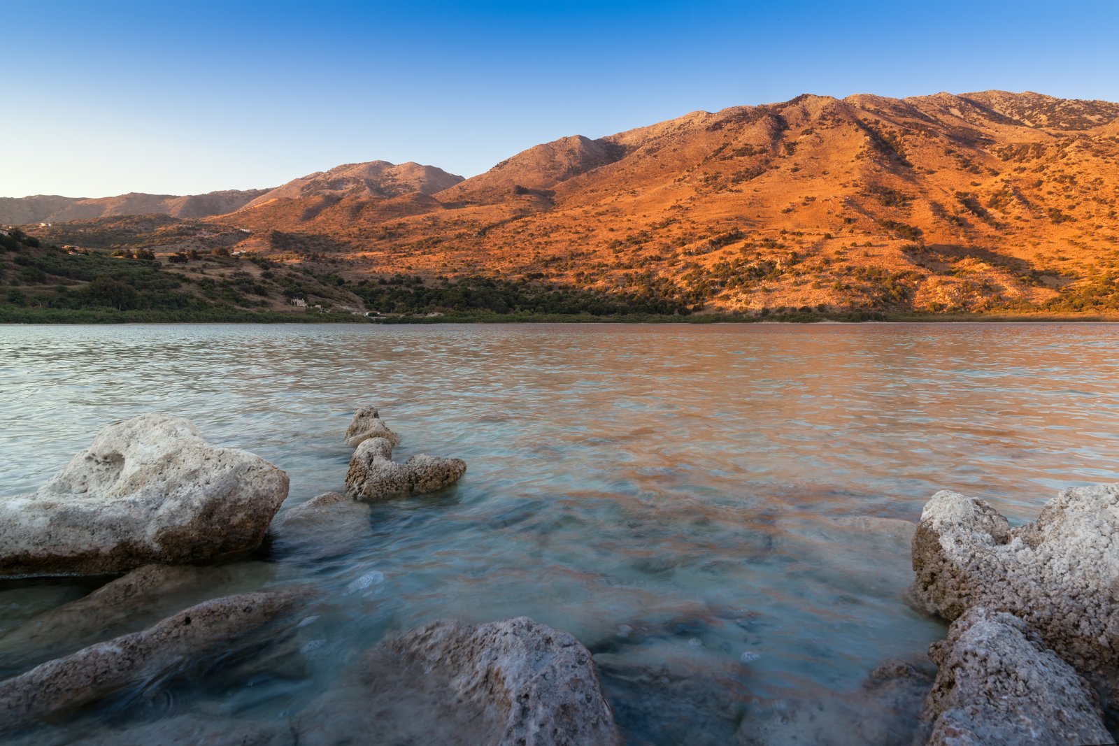 Kournas-See auf der Insel Kreta - Курна | Secret World Trip Planner